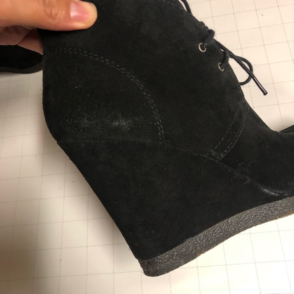 Nine West suede black very comfortable wedge boots with laces - Picture 10 of 17